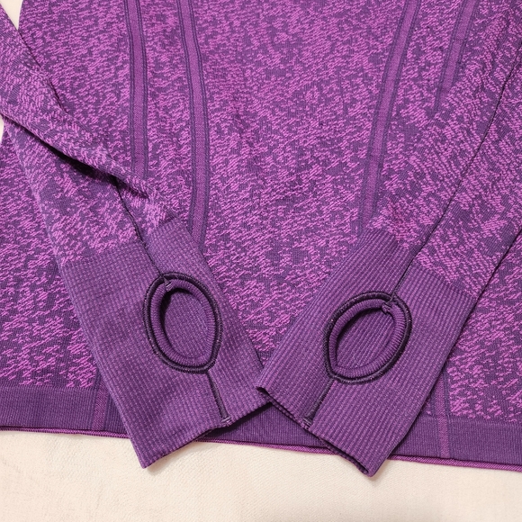 Ivivva Fly Tech long sleeve bundle size 10 - Picture 5 of 11